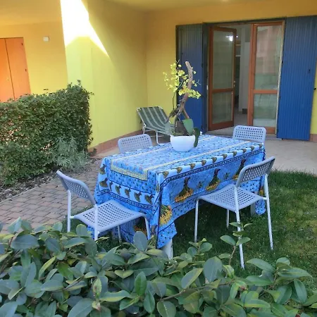 Very Studio With Private Garden And Swimming Pool Apartamento *
